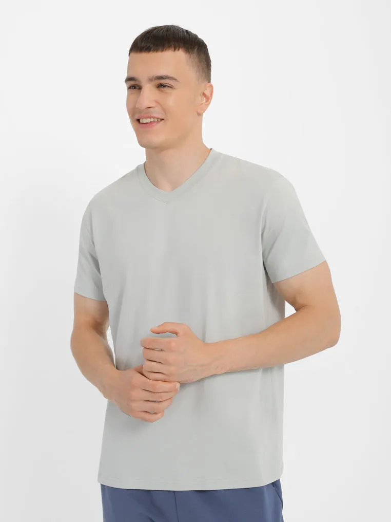 V-neck T-shirt