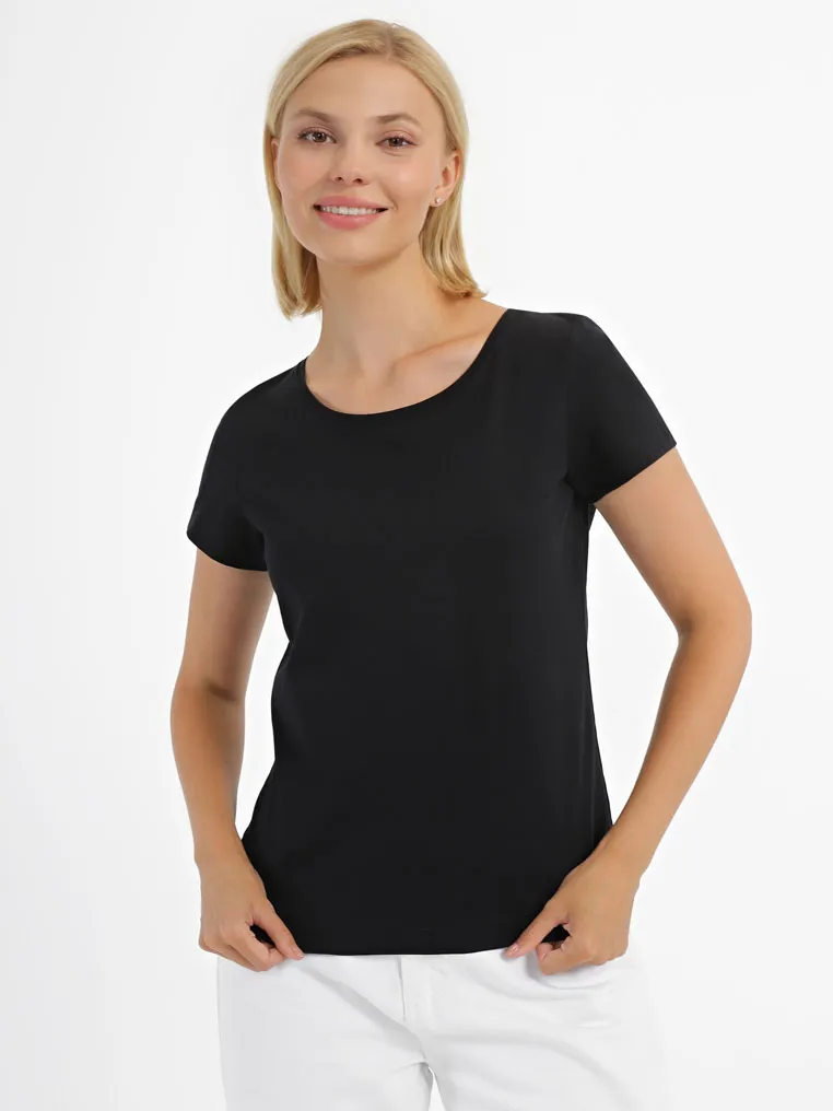 Футболка с круглым воротом